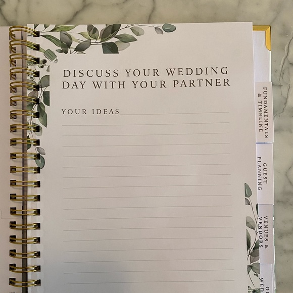 Complete Wedding Planner Guide - Picture 4 of 8